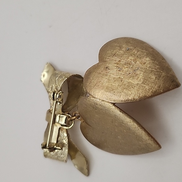 Vintage Gold Tone Heart Locket Brooch - Picture 4 of 9